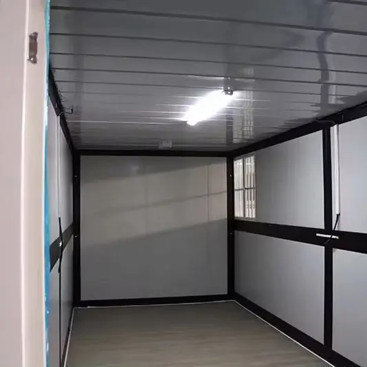 Foldable Container House with Balcony3.jpg