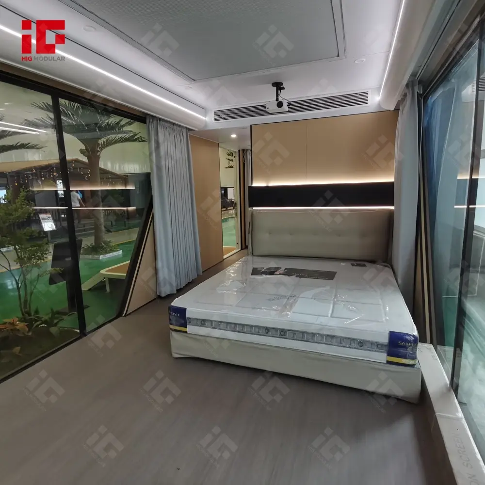 Space Capsule House6.jpg