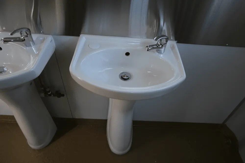 Portable Toilet4.png