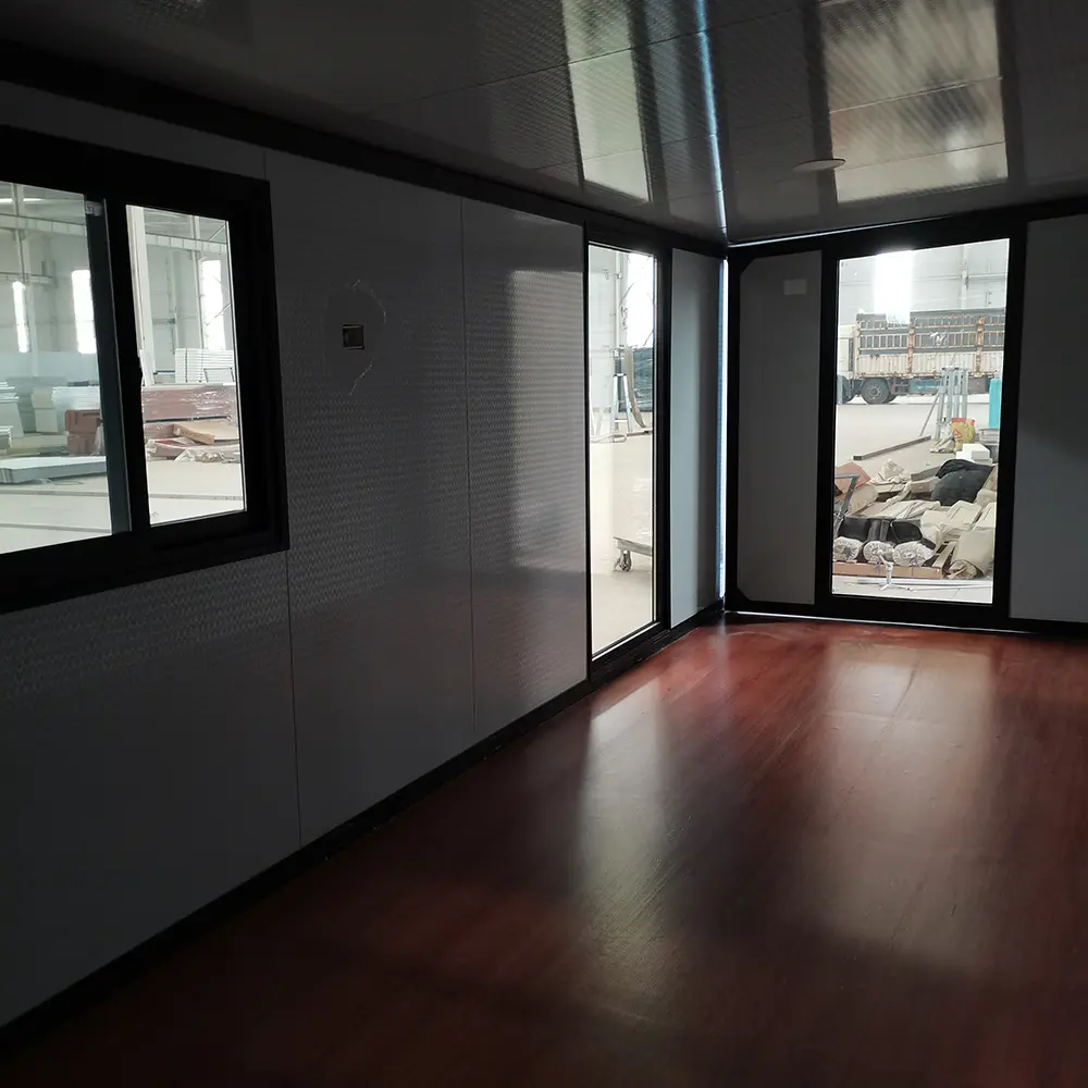 40-Foot Carved Panel Expandable Container House A Stylish and Spacious Living Solution (1).jpg