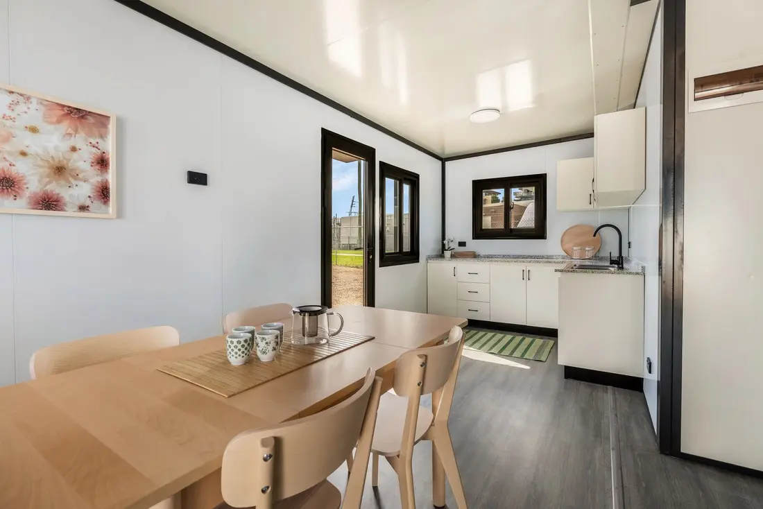 Expandable container house5.jpg