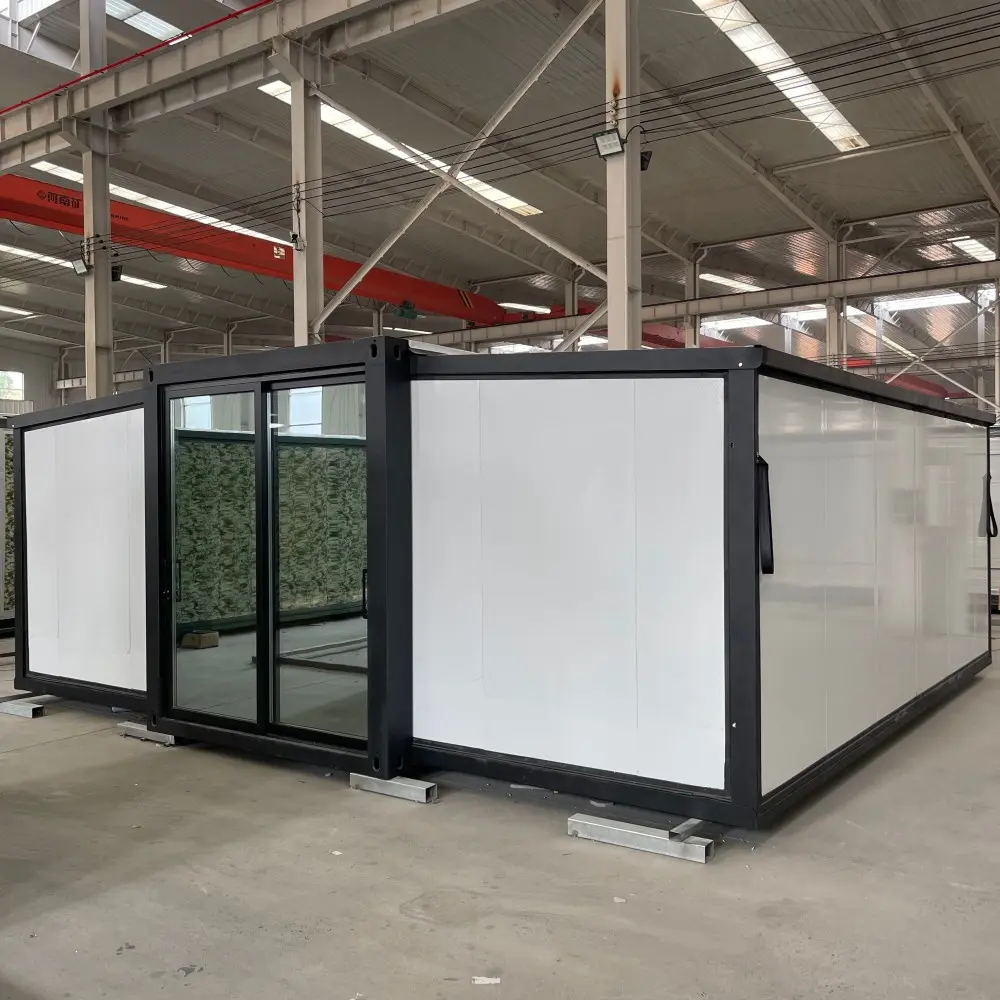 Compact and Versatile Expandable Container House (2).jpg