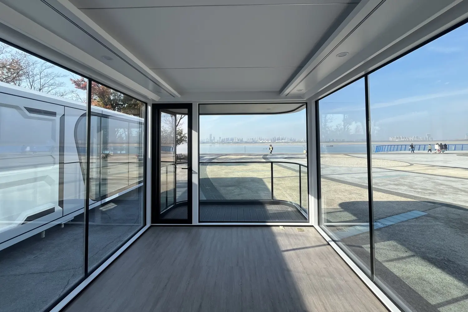 Space Capsule House3.jpg