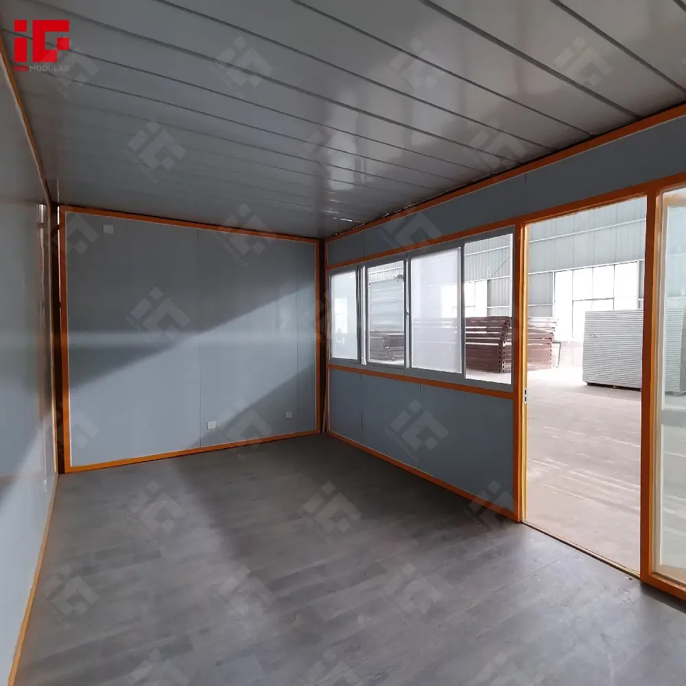 container restaurant8.jpg