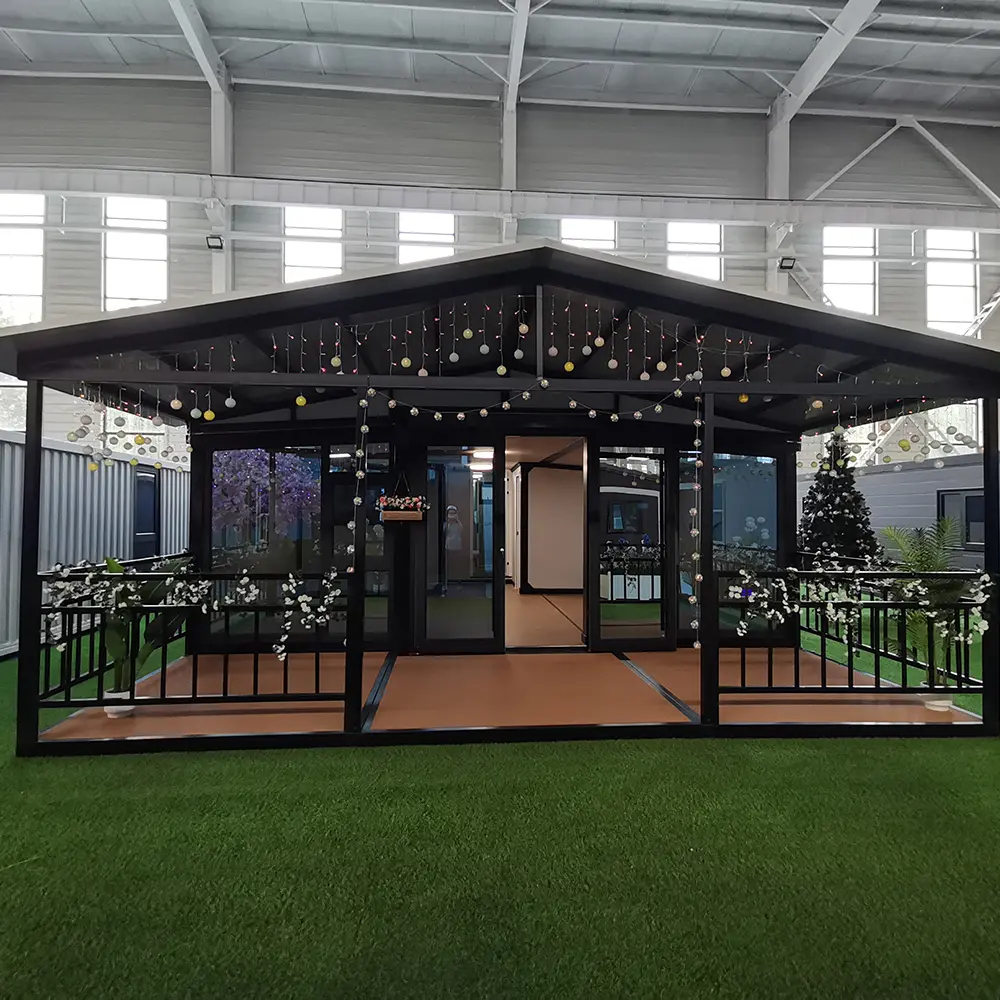 Expandable Container House with Glass Curtain Wall A Modern and Elegant Living Solution (1).jpg