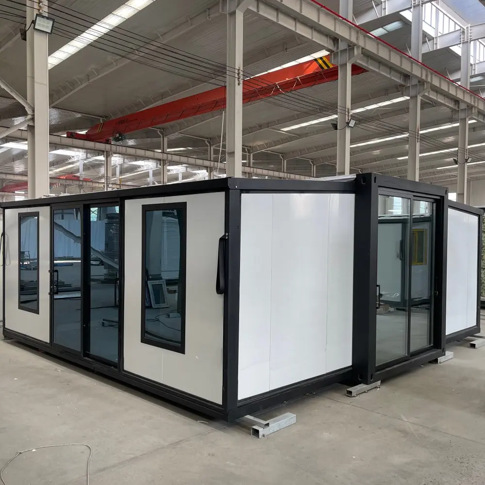 Compact and Versatile Expandable Container House (10).jpg
