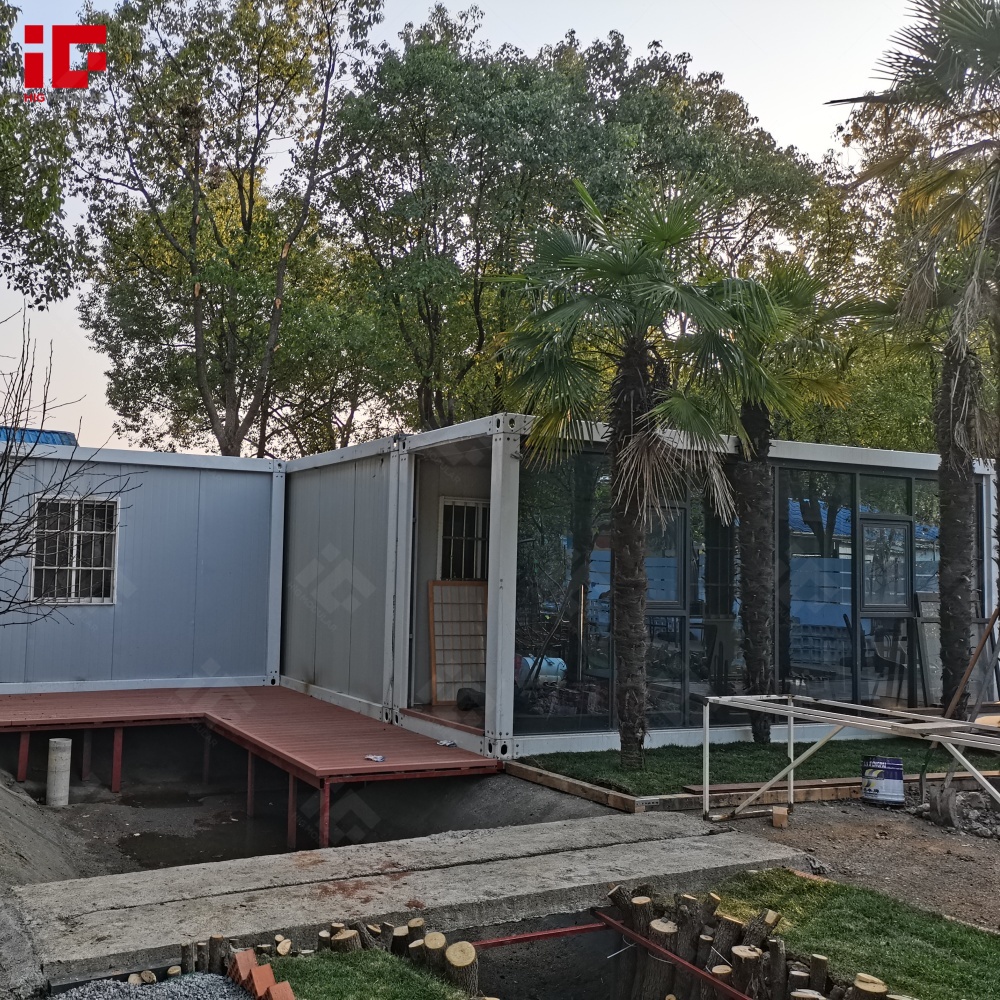 Container House5.jpg