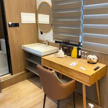 Single-Story Flat Pack Container House Villa: A Compact and Elegant Living Solution