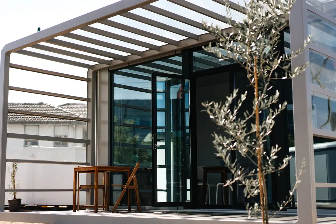 Apple Cabin0.jpg
