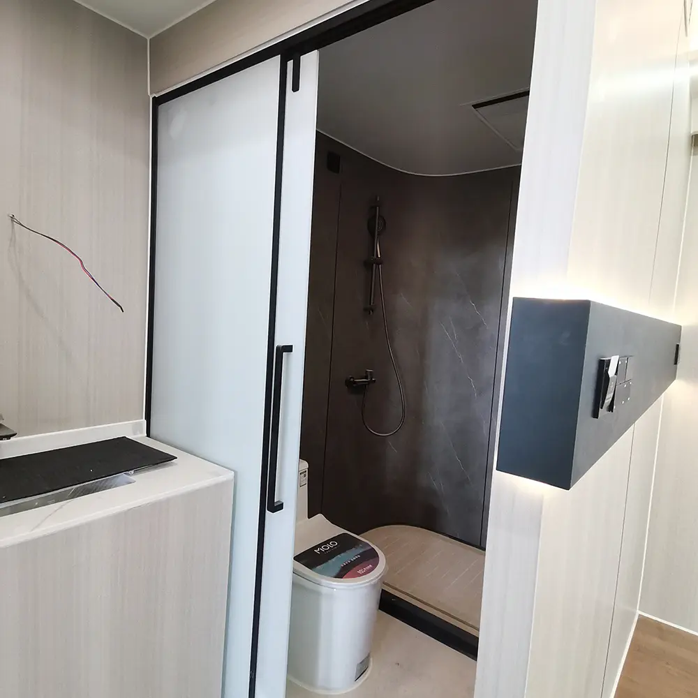 20ft Space Capsule House Compact Living with Style (5).jpg