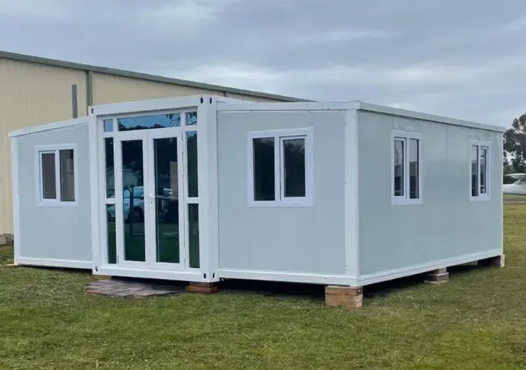 Affordable Expandable Container House (1)