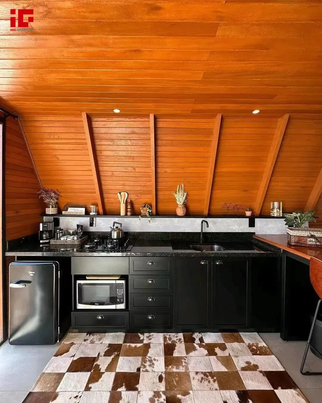 A-Frame Cabin House2.jpg