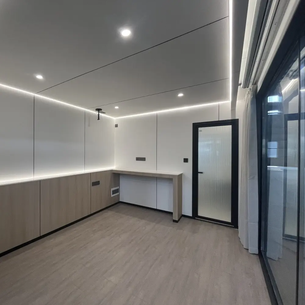 Capsule House2.jpg