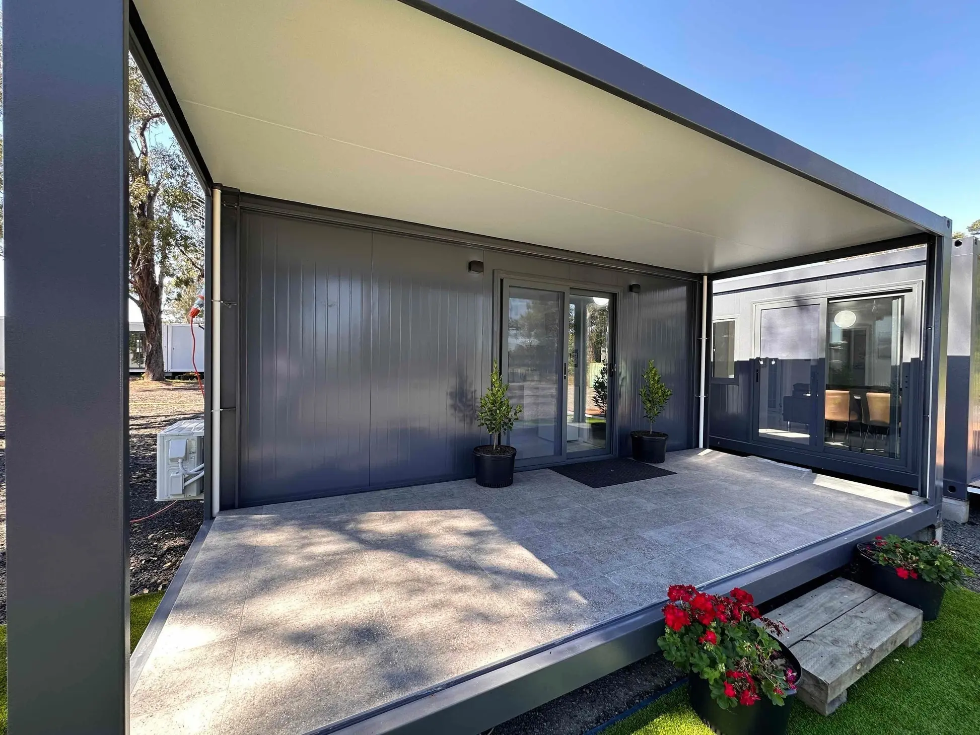 Expandable house.jpg