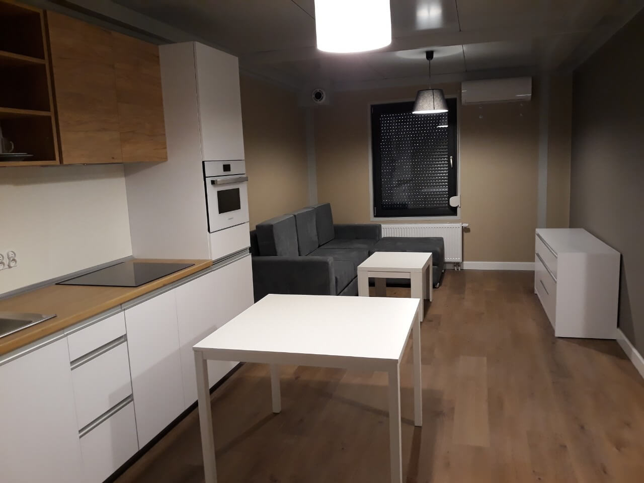 Container House4.jpg
