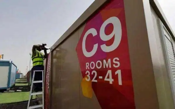 container house hotel (4)