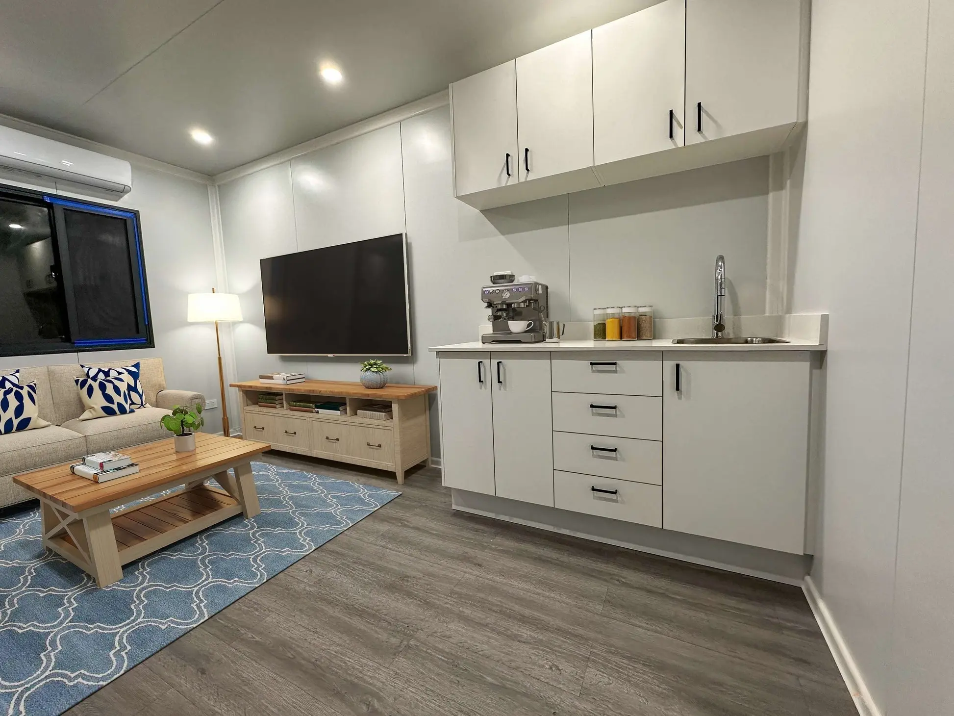 Expandable house3.jpg