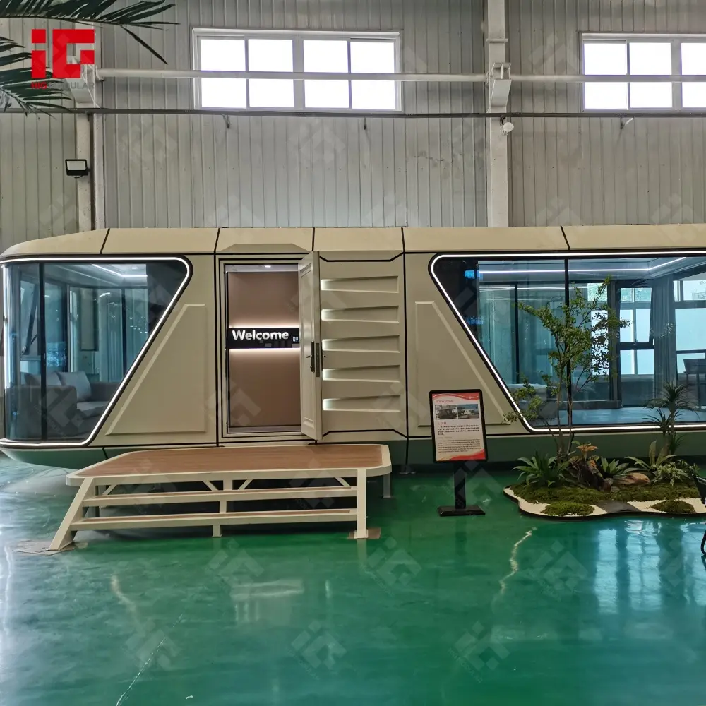 Space Capsule House1.jpg