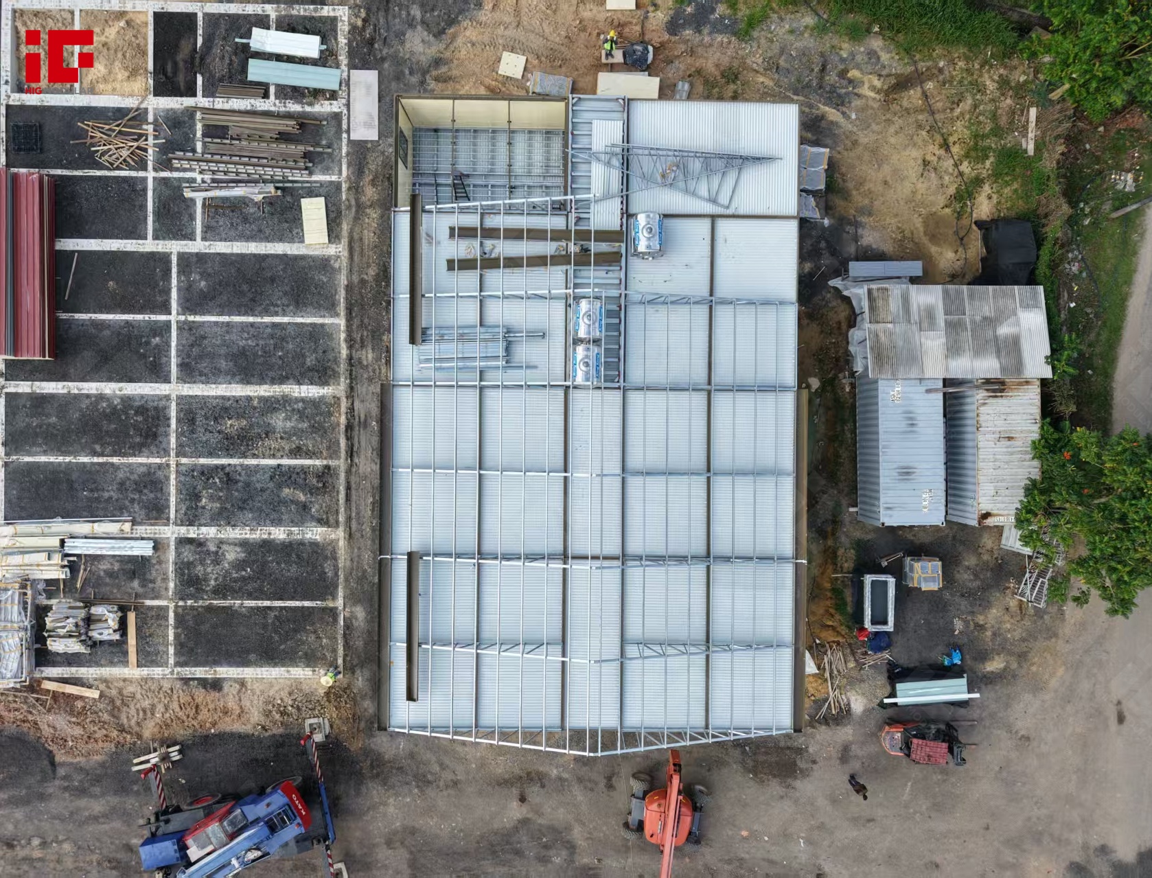 Container House Building4.jpg