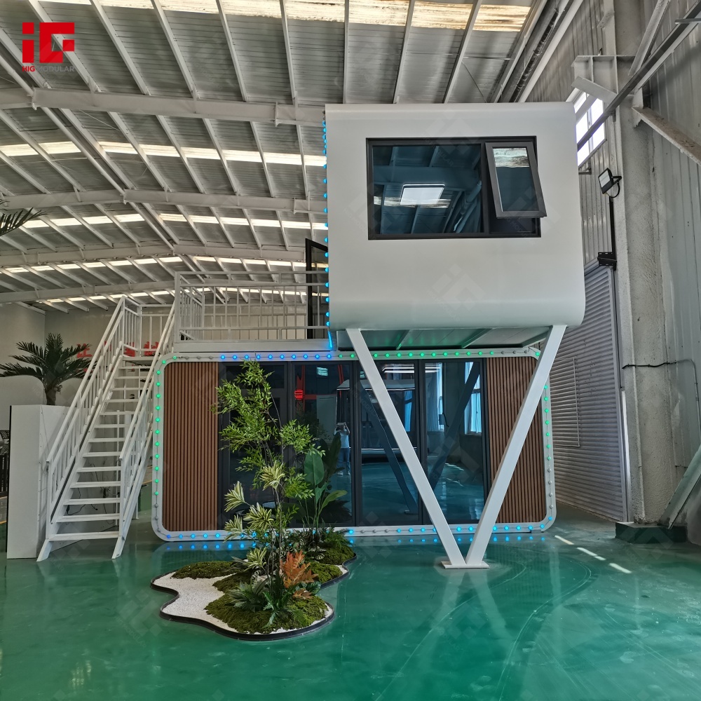 Capsule House2.jpg