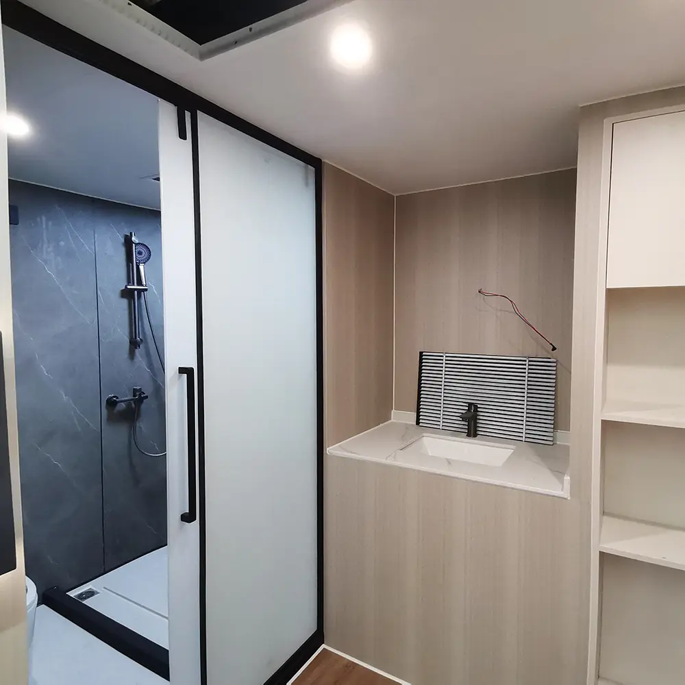 Space Capsule House with Bathroom Compact Living with Modern Comfort (2)