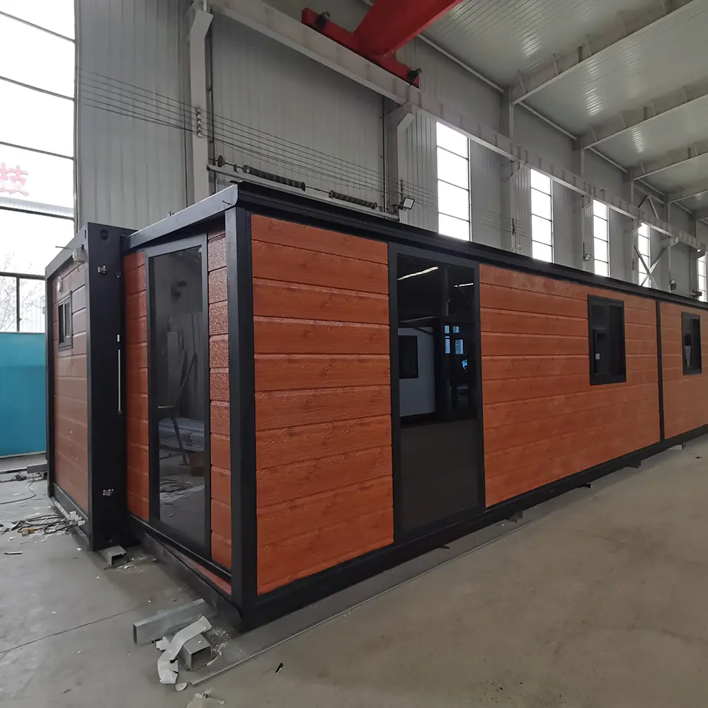 40-Foot Carved Panel Expandable Container House A Stylish and Spacious Living Solution (3).jpg