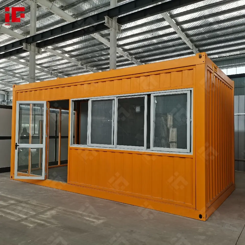 container restaurant2.jpg