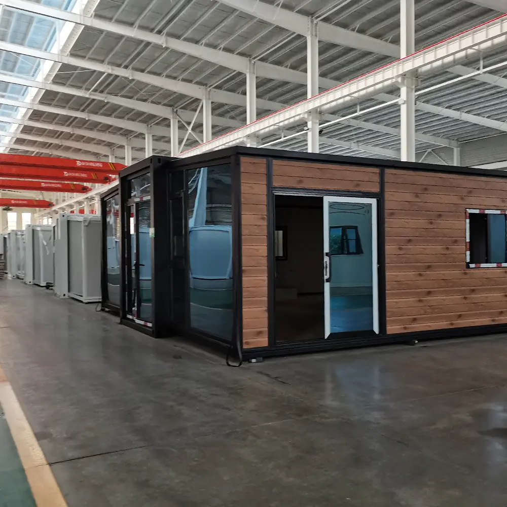 40-Foot Carved Panel Expandable Container House A Stylish and Spacious Living Solution (2).jpg