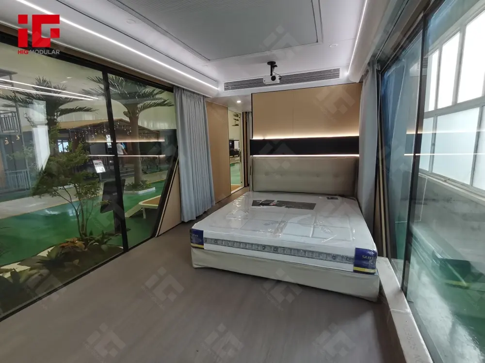 Space Capsule House3.jpg