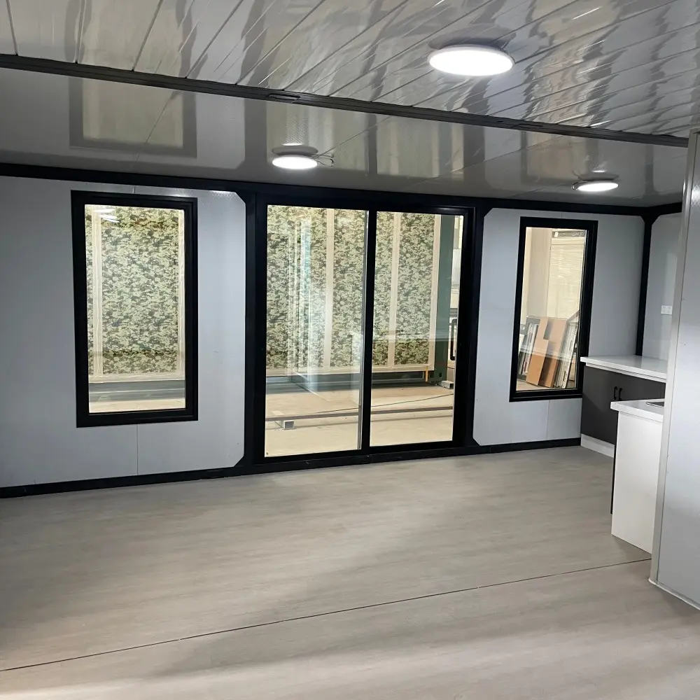 Compact and Versatile Expandable Container House (4).jpg
