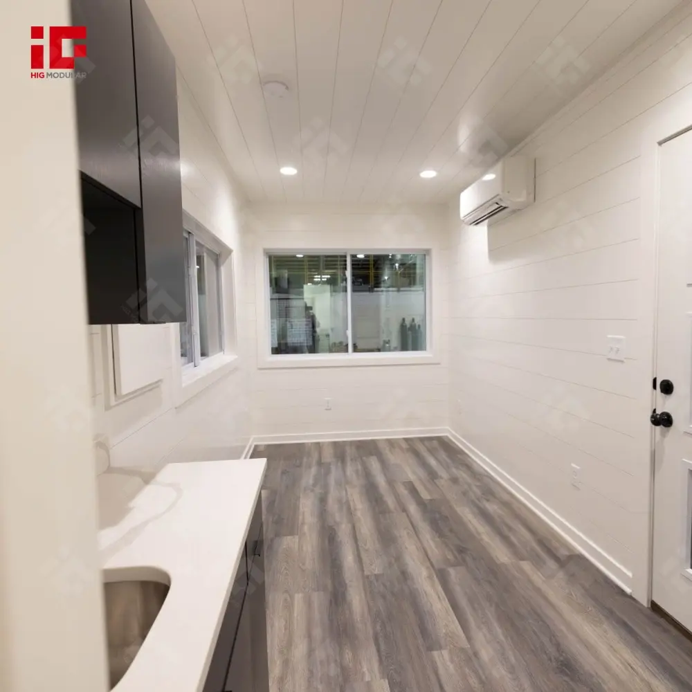 Container House5.jpg