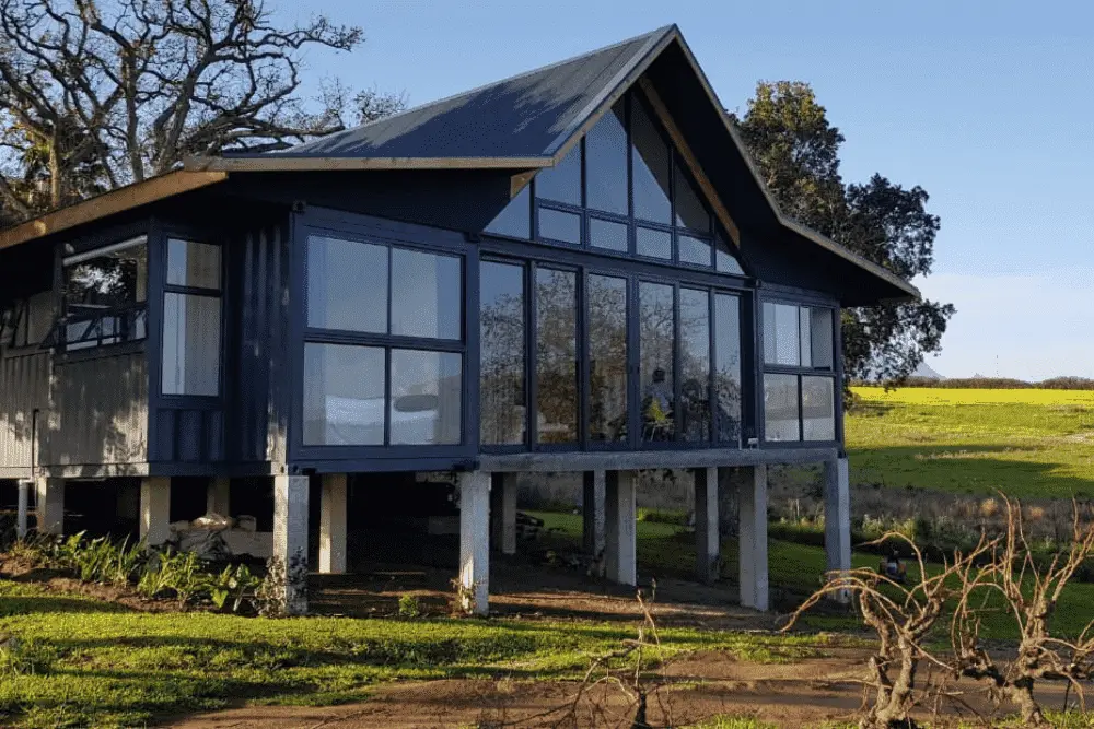 The New Building Revolution: How Container and Light Steel Structures Are Shaping Tomorrow’s Living Spaces